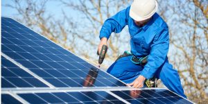 Installation Maintenance Panneaux Solaires Photovoltaïques à Hyeres